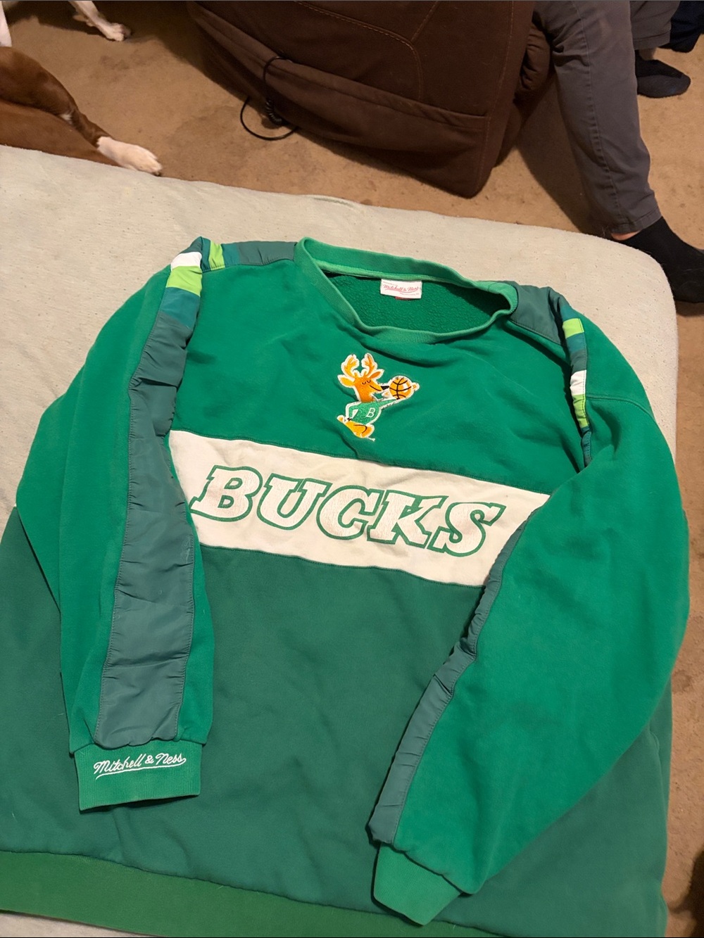 Mitchell & Ness Green Milwaukee Bucks Crewneck Pullover with White Stripe